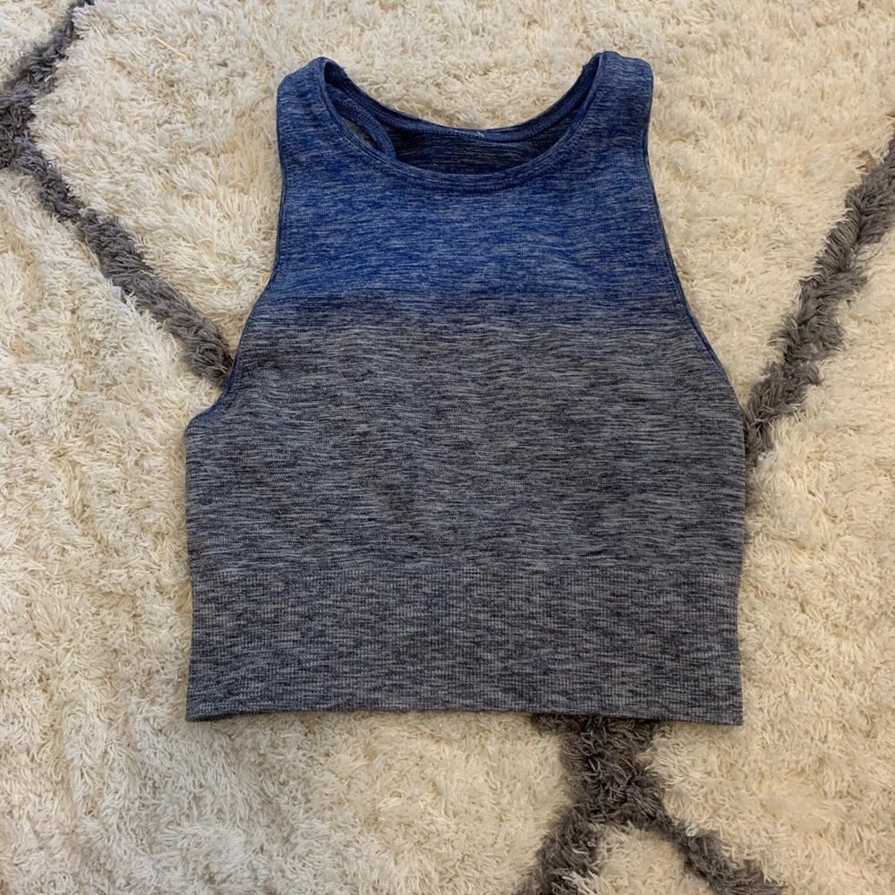 Lululemon sports bra